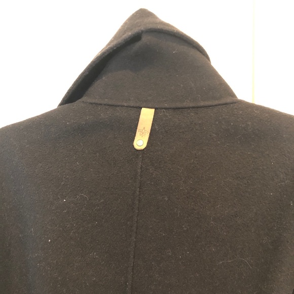 Mackage Vane Wool Coat - Picture 6 of 6